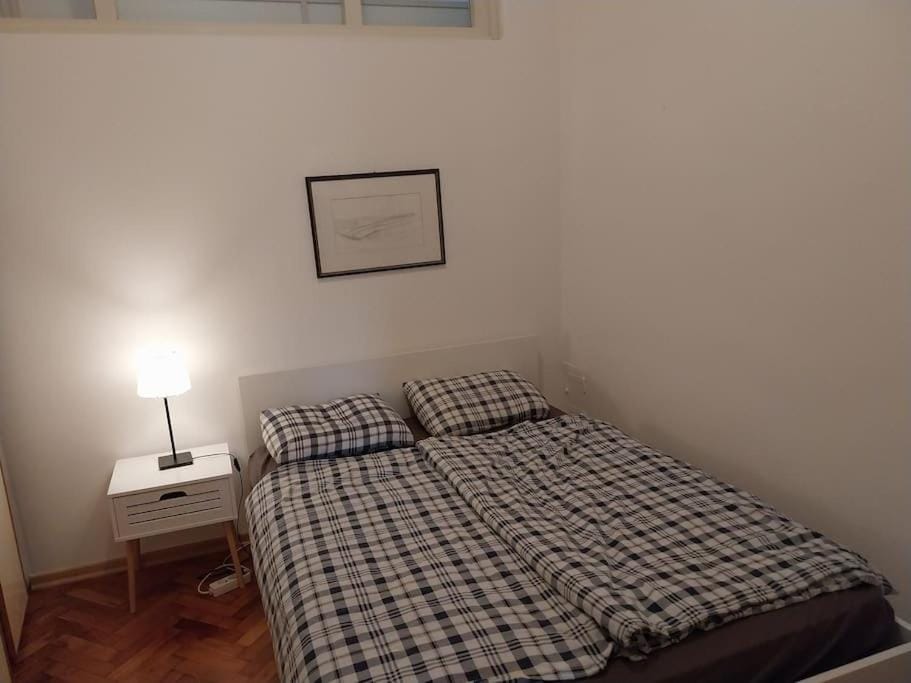 Zagreb Central 2BR + Parking Apartment in City of Zagreb