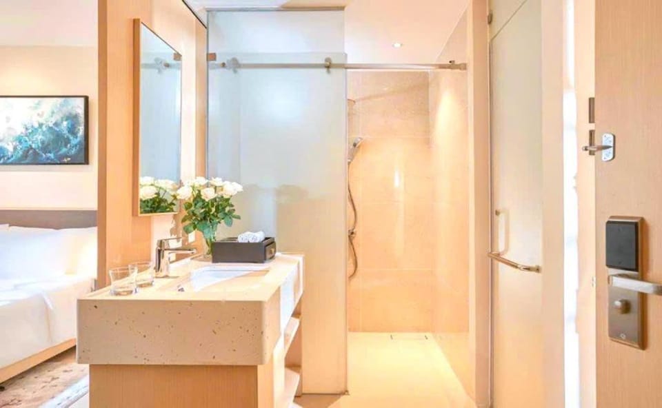 Shower, Bathroom, towels