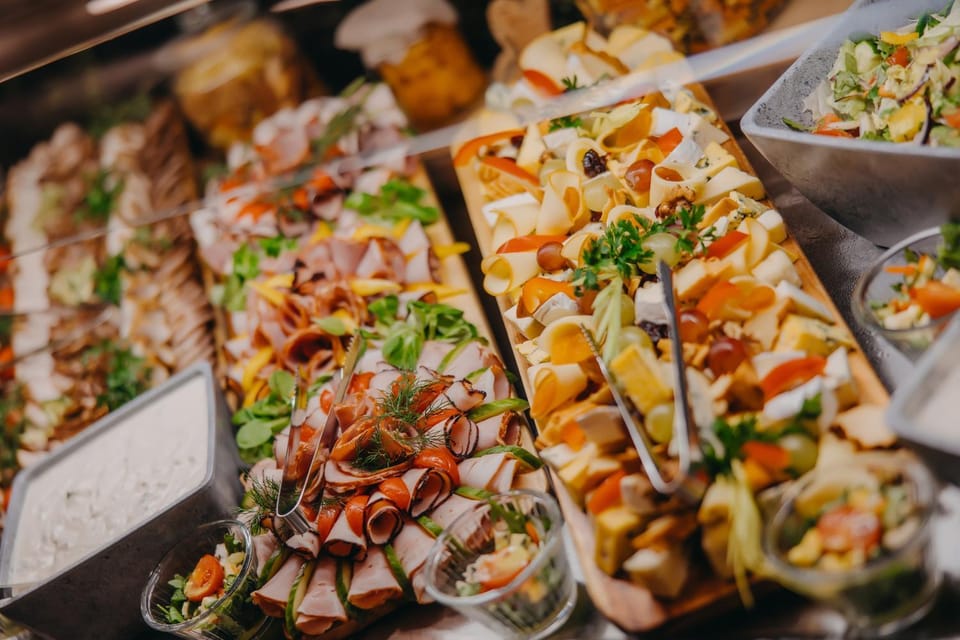 Food and drinks, Food, Buffet breakfast, Dinner
