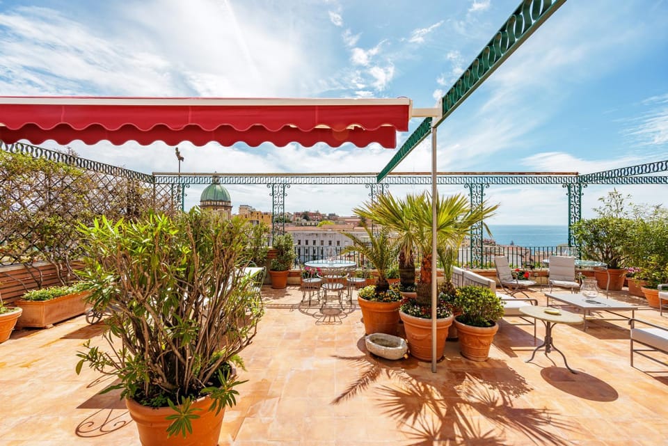 View (from property/room), Balcony/Terrace
