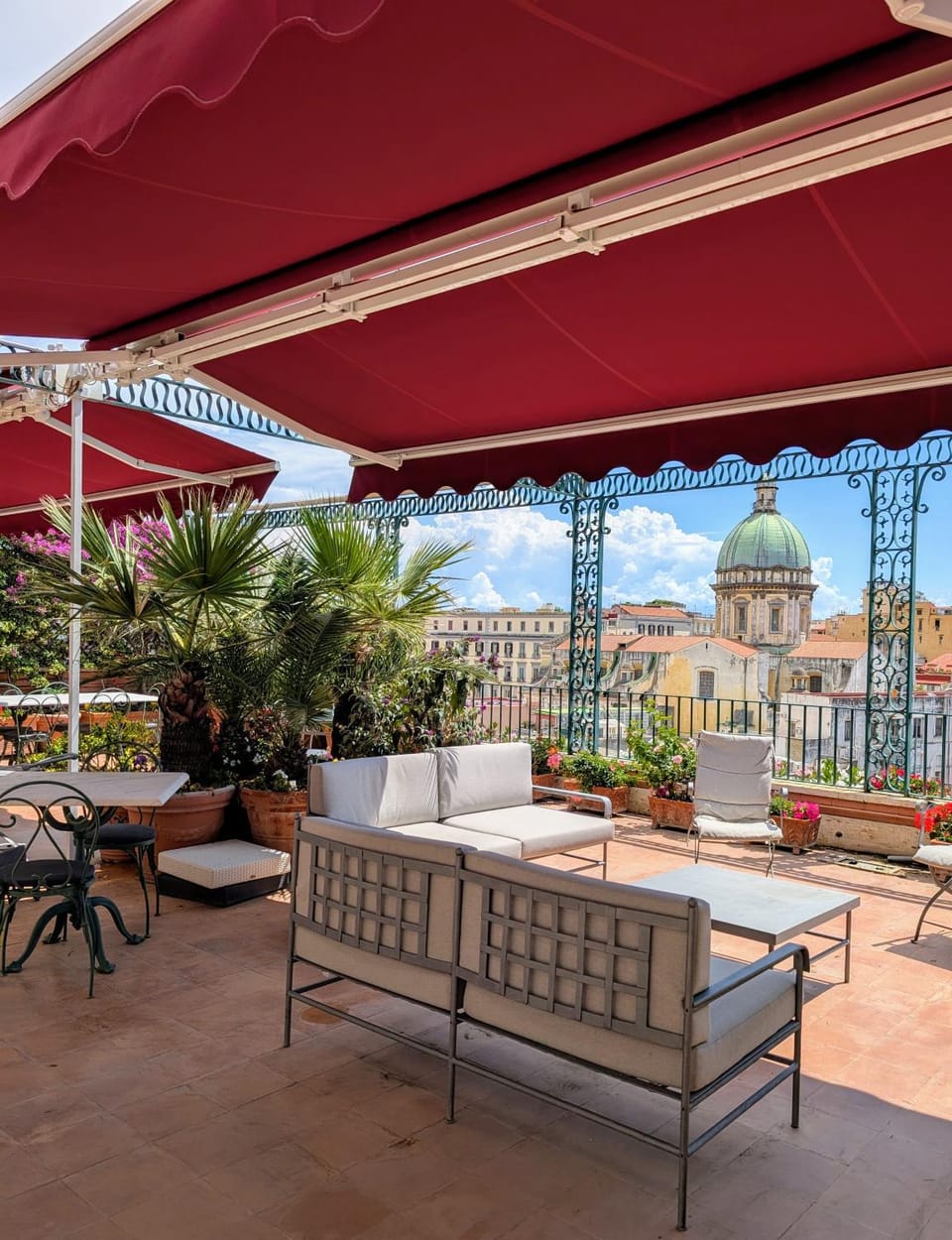 Natural landscape, View (from property/room), Balcony/Terrace