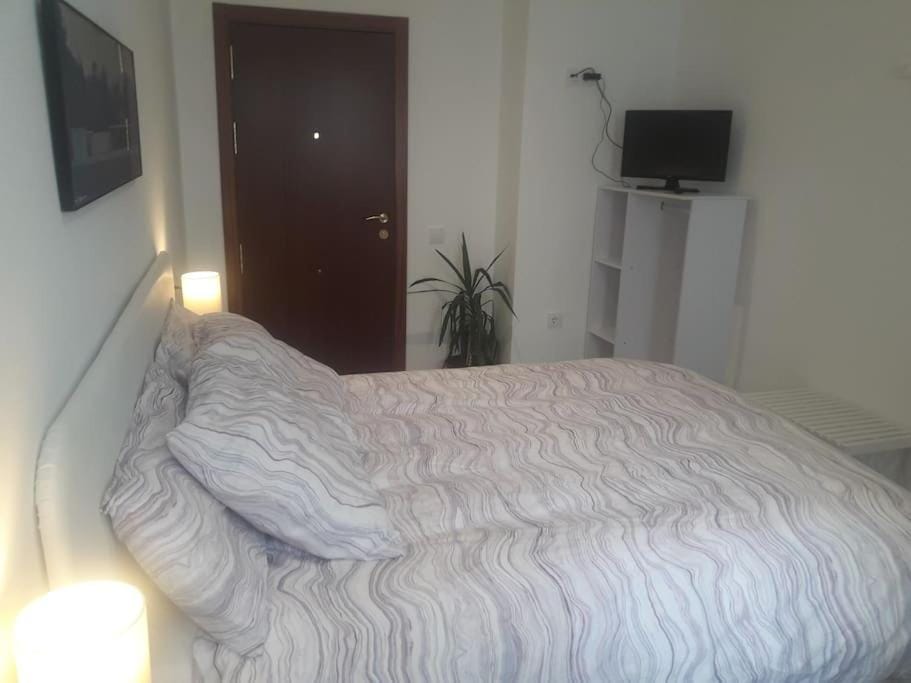 +++Habitación y baño privado entrada independiente Apartment in Seville