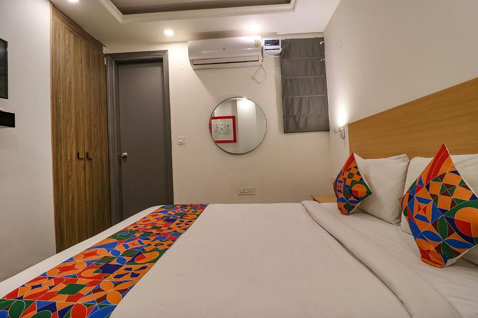 Bed, Photo of the whole room, air conditioner