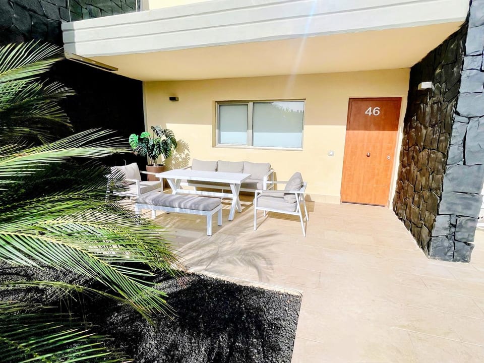 Patio, Seating area, Dining area