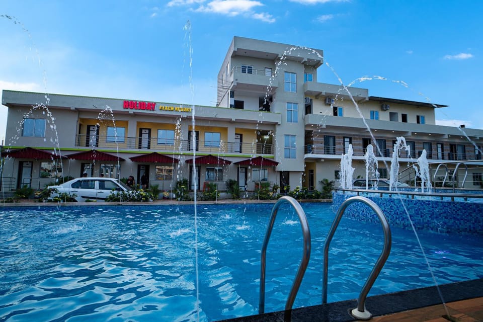 Property building, Pool view, Swimming pool, Parking