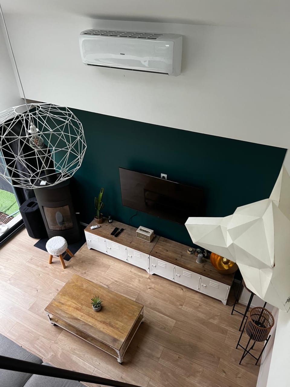 Living room, air conditioner