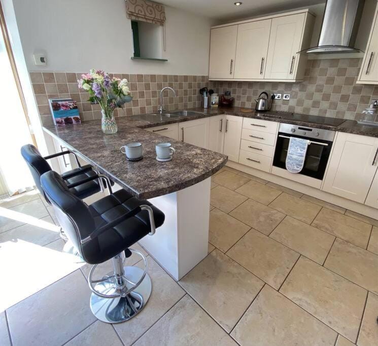 Kitchen or kitchenette, dishwasher, minibar, pet friendly, stove