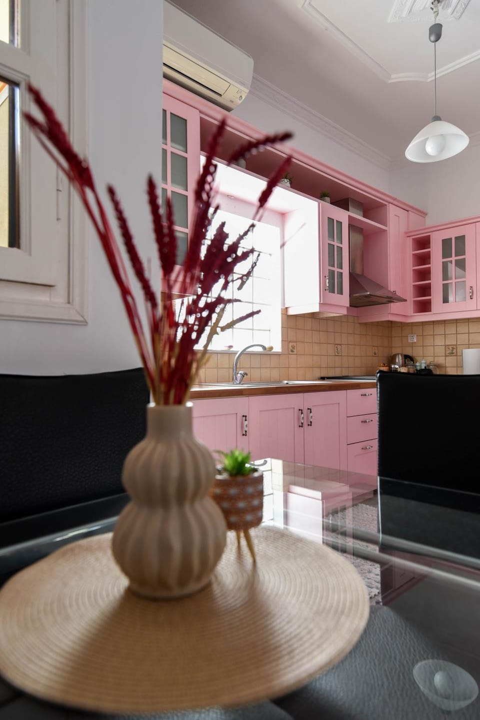 Decorative detail, Dining area, kitchen