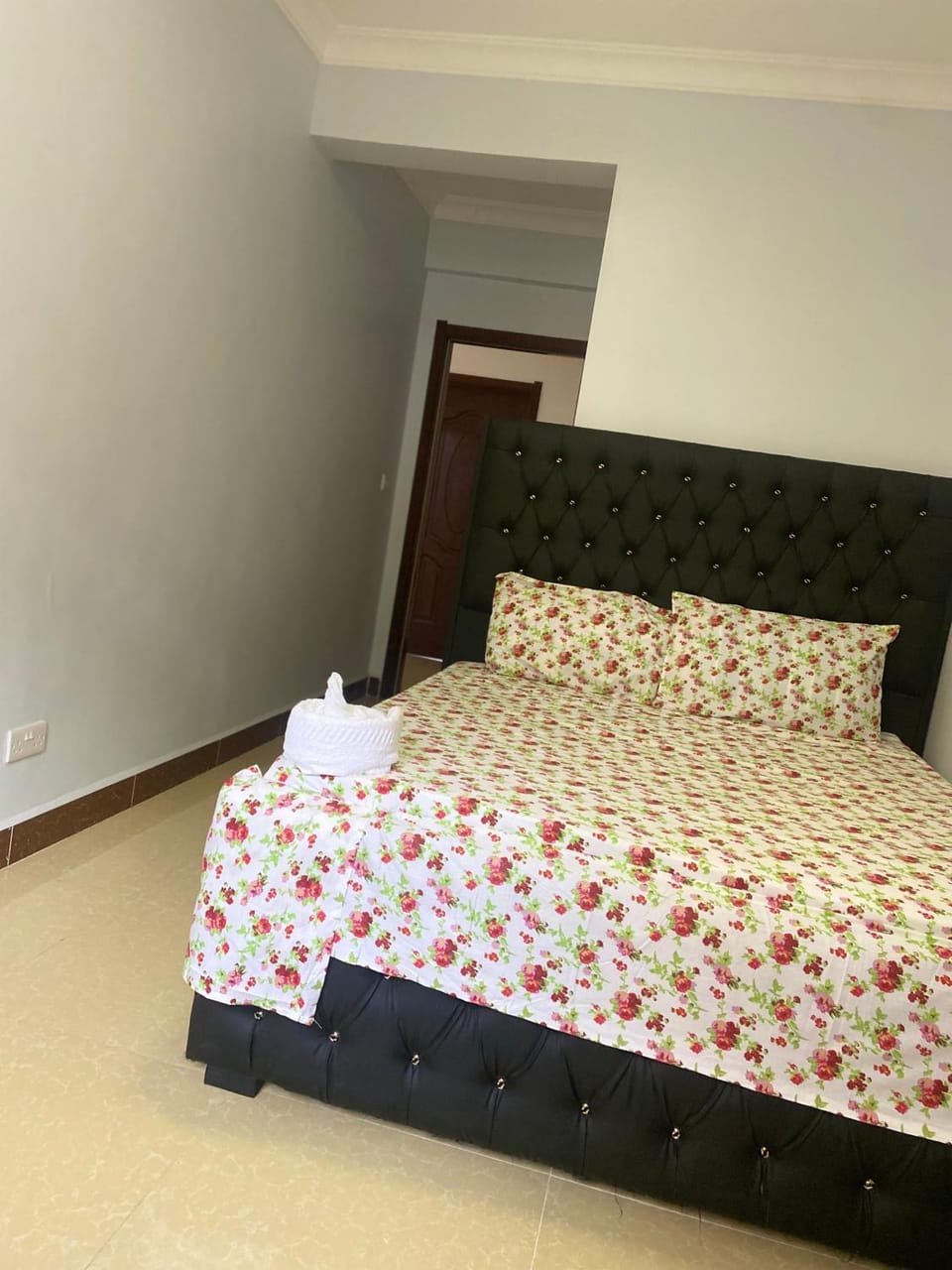Beachfront M. A.apartment Vacation rental in City of Dar es Salaam