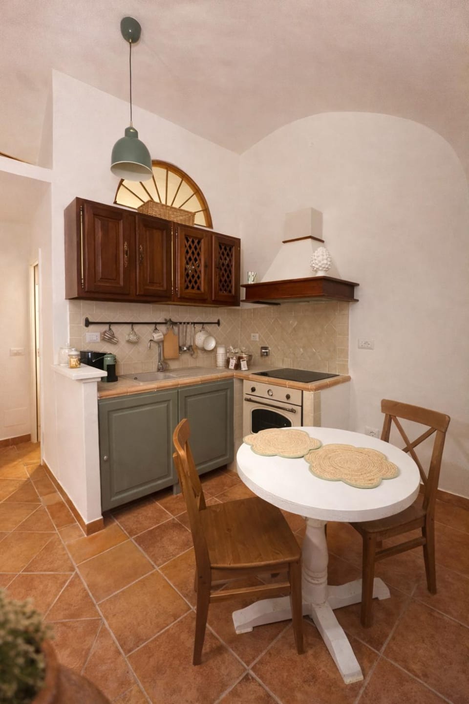 Kitchen or kitchenette, minibar, pet friendly, stove