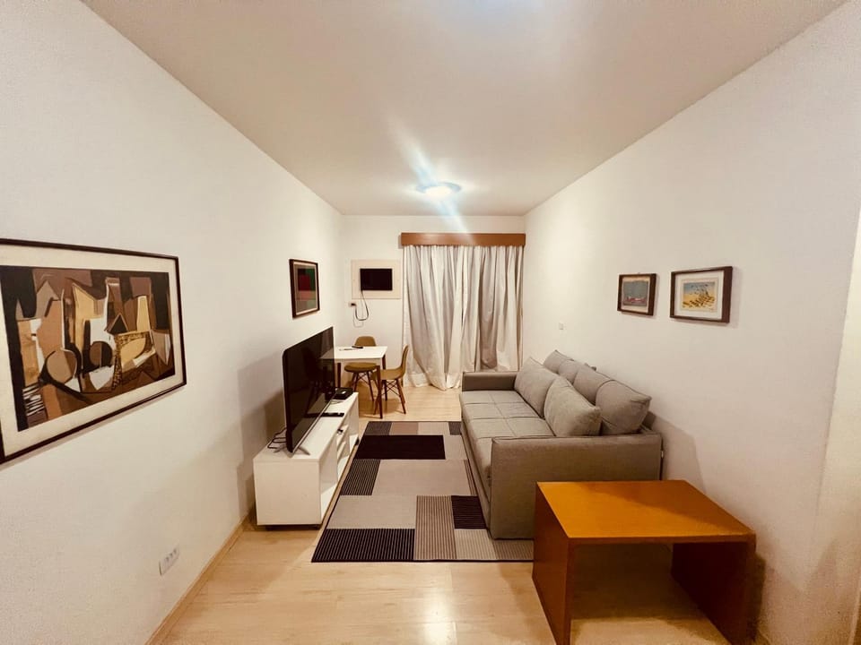 Communal lounge/ TV room, Living room, air conditioner
