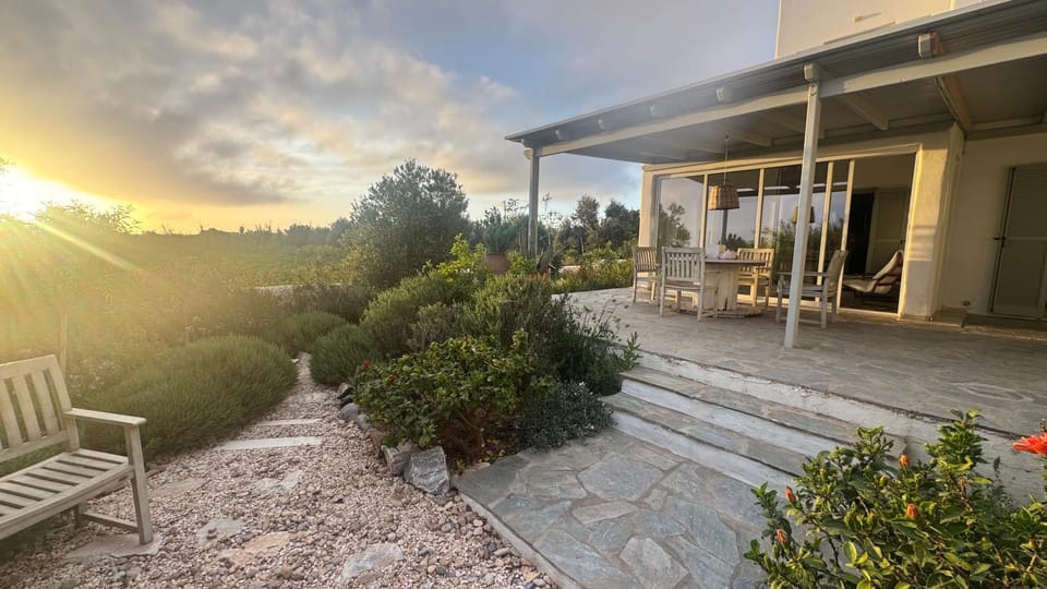Plaka Beach House Naxos House in Naxos, Naxos and Lesser Cyclades, Greece