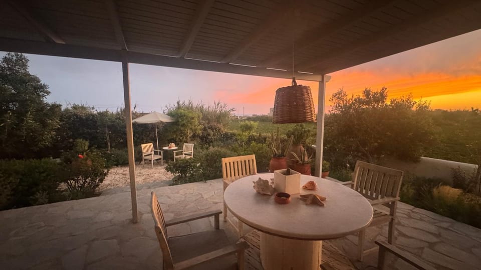 Plaka Beach House Naxos House in Naxos, Naxos and Lesser Cyclades, Greece