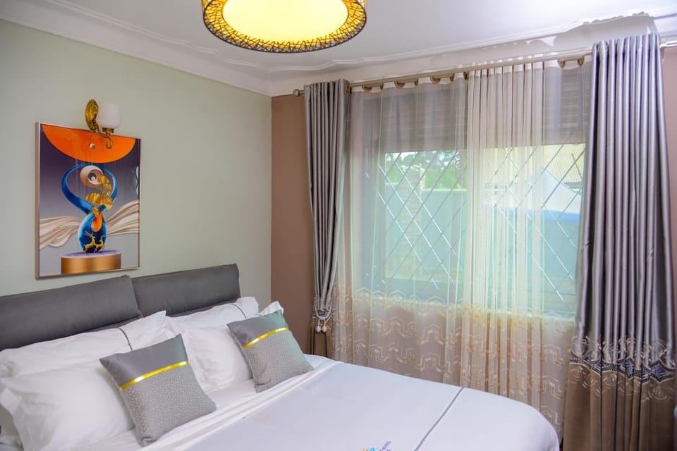Bed, Living room, Bedroom