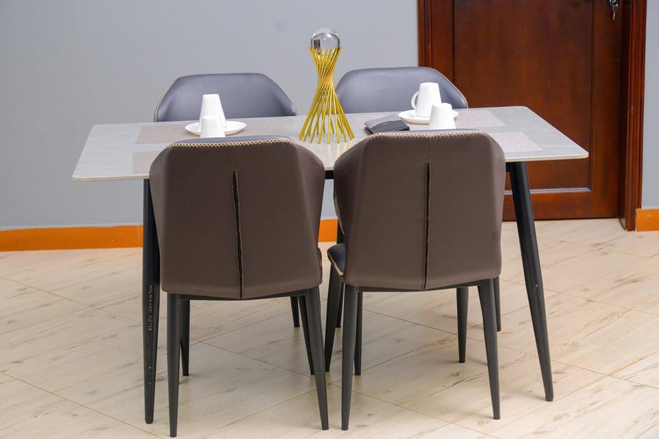 Entebbes Trendy 3 Bedroom Suite Apartment in Uganda