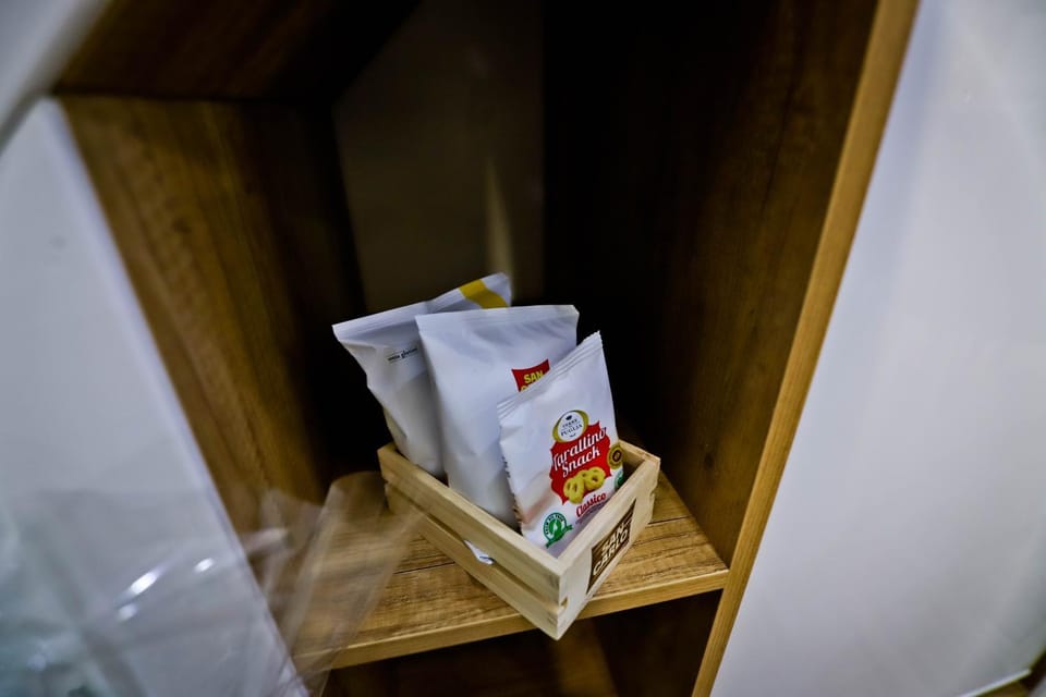 Food and drinks, Food
