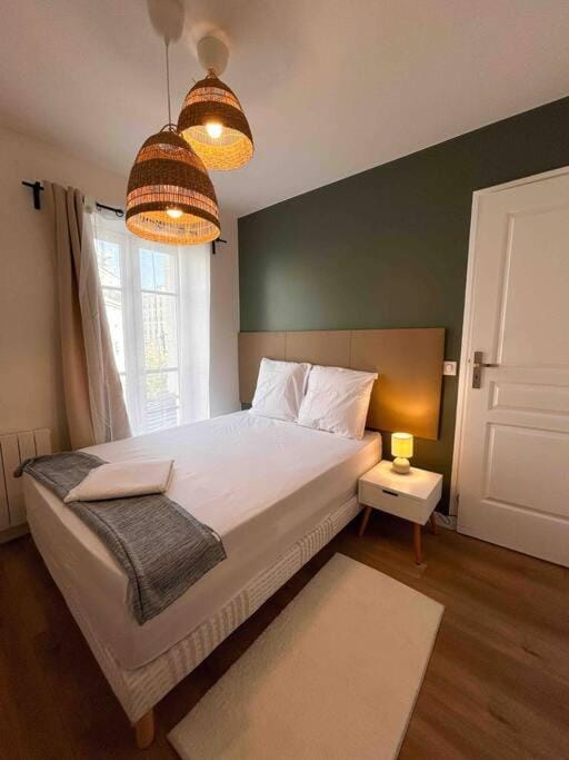 La Vie est Belle à Montreuil Wi-Fi & Métro 9 Parking gratuit Apartment in Paris