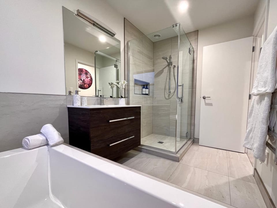 Shower, Bathroom, Bath, heating, towels