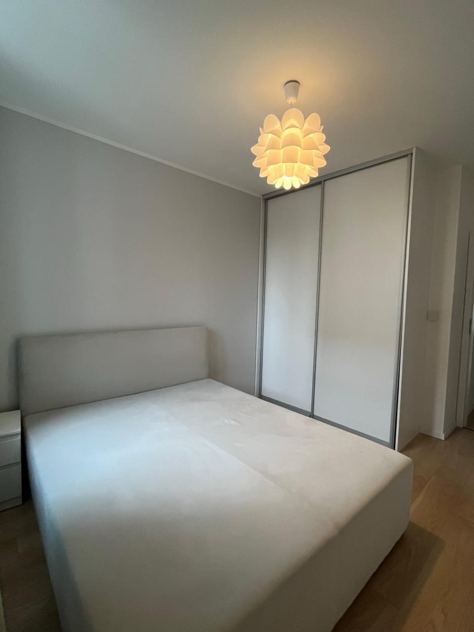 Bed, Photo of the whole room, Bedroom, wardrobe