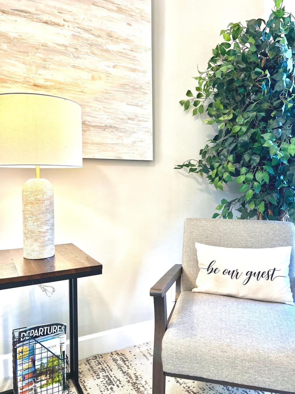 2 mins to Downtown Atlantic Ave-3 mins to Beach-600mbps-BBQ-Fenced Yard House in Delray Beach