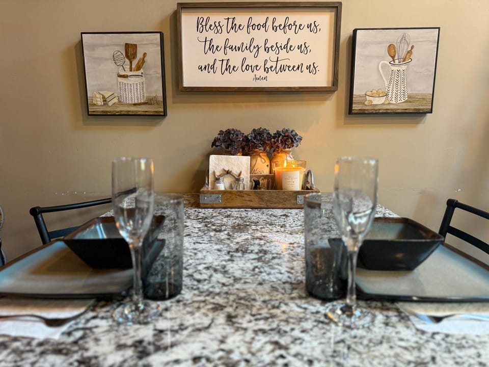 Little Cabin in the Woods. Cabin in Kootenai County