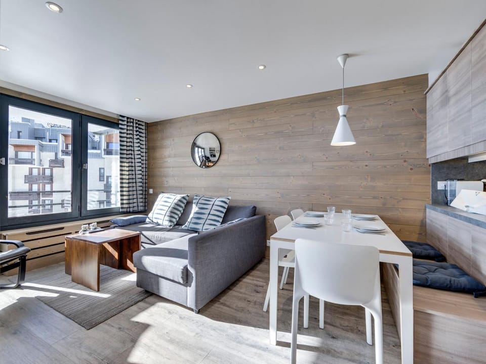 Appartement lumineux au Val Claret, proche pistes et commerces - FR-1-889-32 Apartment in Tignes