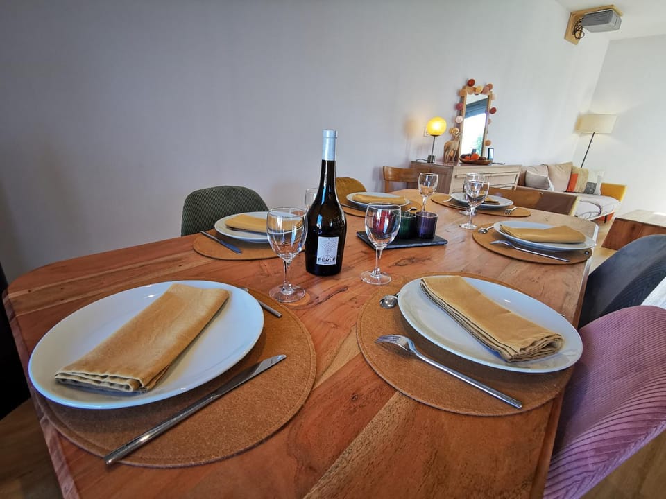 Dining area, Alcoholic drinks