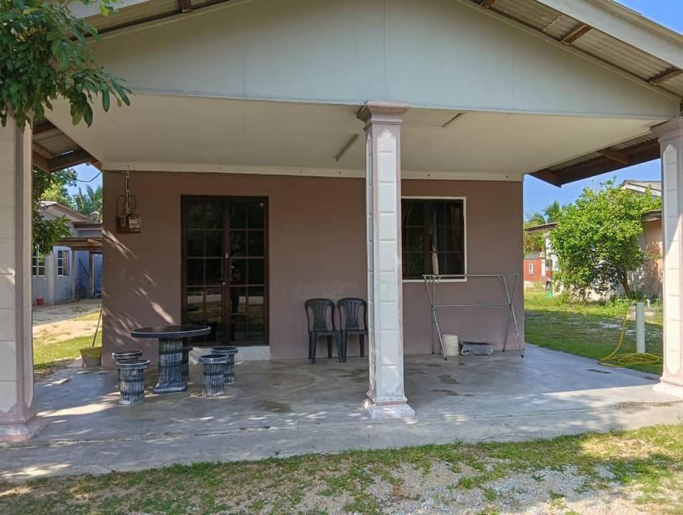Homestay kak nun House in Terengganu, Malaysia