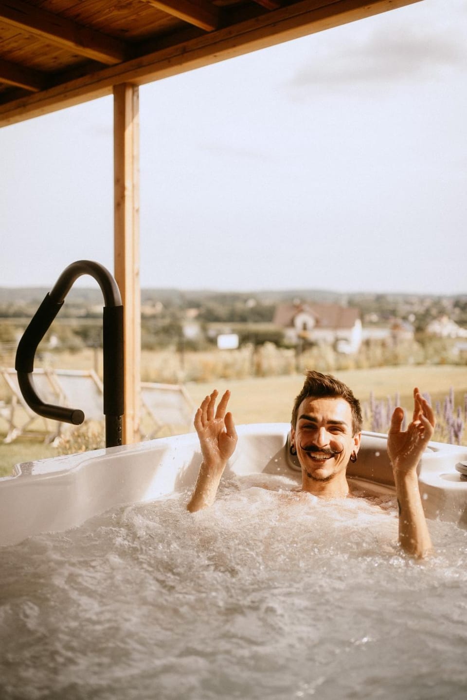 Natural landscape, Hot Tub, group of guests