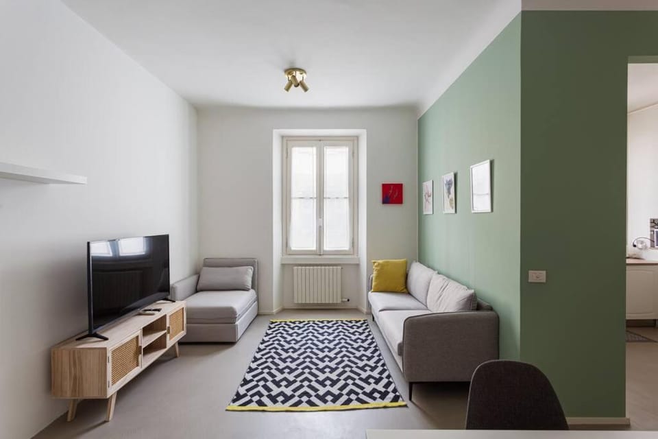 Central and Glamour home! Apartment in Milan