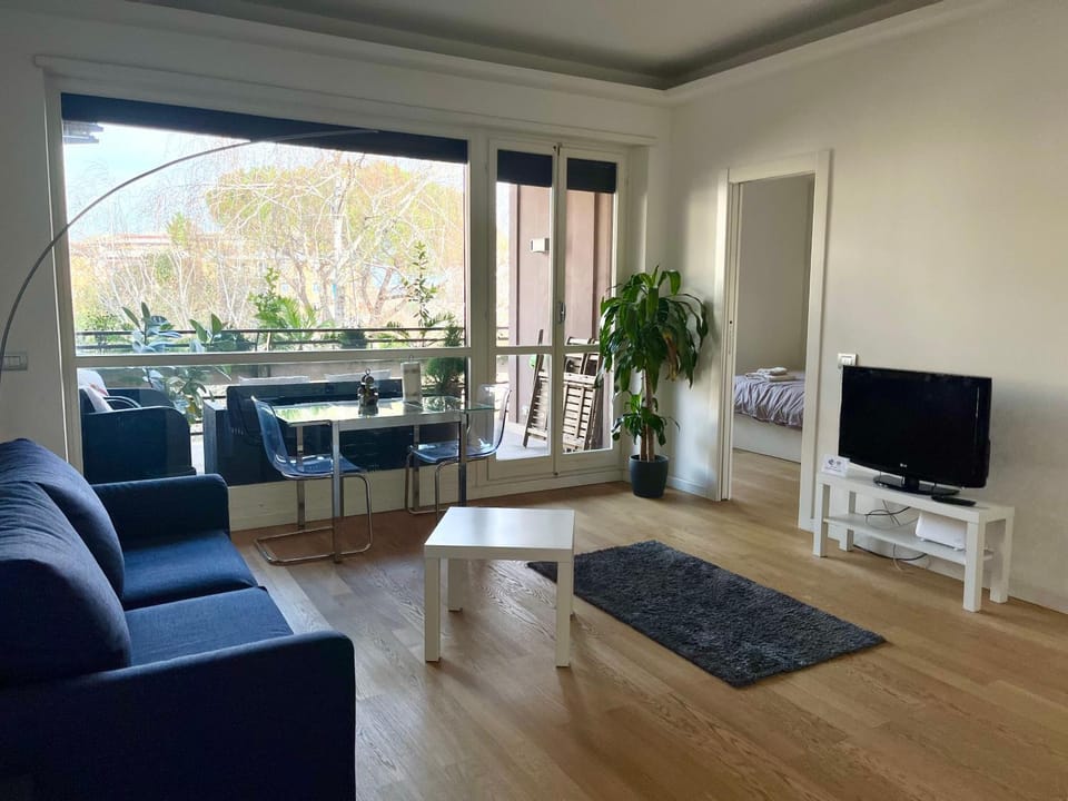 Moderno bilocale con terrazzo Apartment in Rome