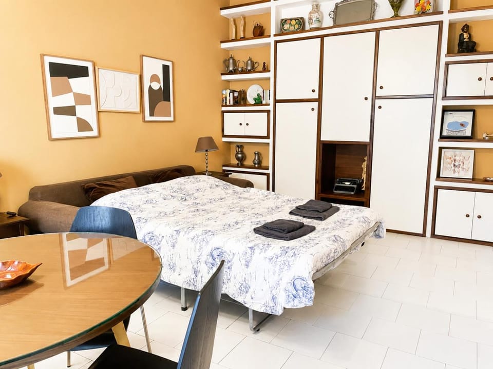 Camerana Apartment in Turin