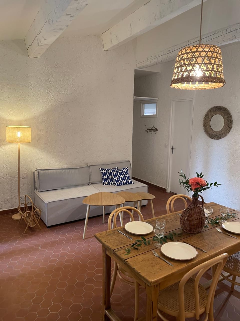 Sole Mio, T2 avec loggia et petit aperçu mer Apartment in Bormes-les-Mimosas