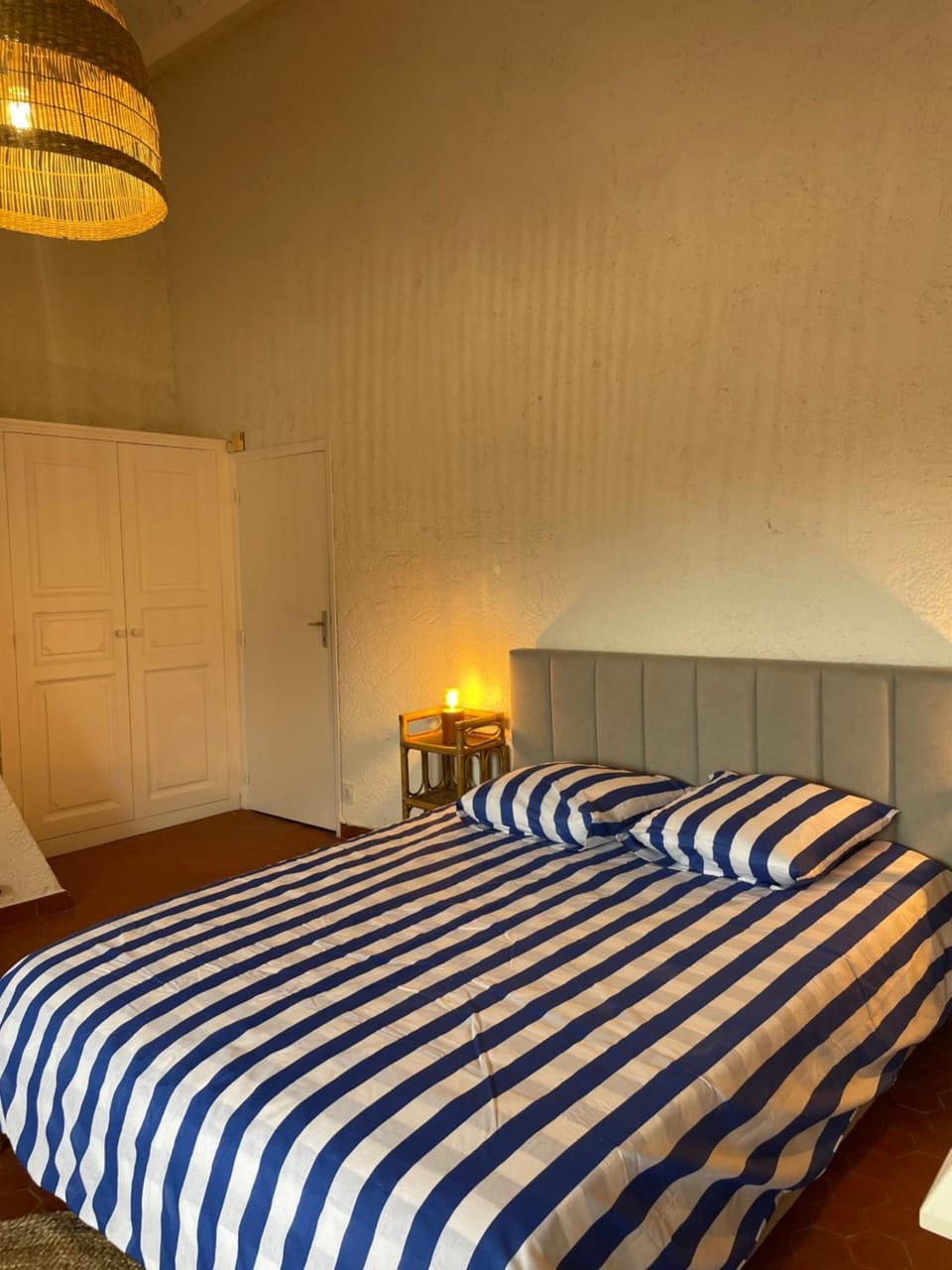 Sole Mio, T2 avec loggia et petit aperçu mer Apartment in Bormes-les-Mimosas