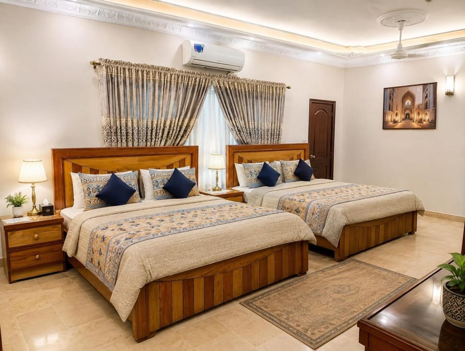 Galaxy Family Hotel Karachi Airport Bed and Breakfast in Karachi