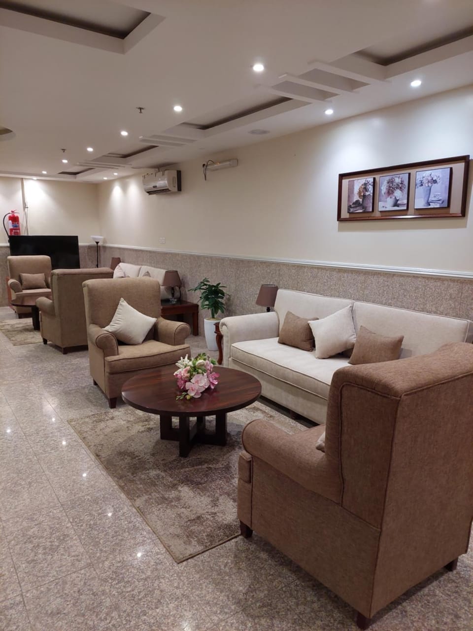 المهيدب 2 للشقق المخدومة - اقتصادى Apartment hotel in Riyadh Province