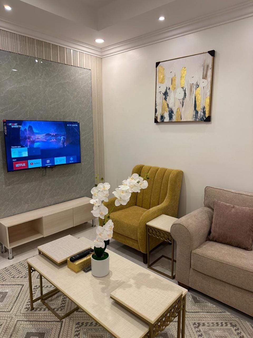 TV and multimedia, Living room, Seating area