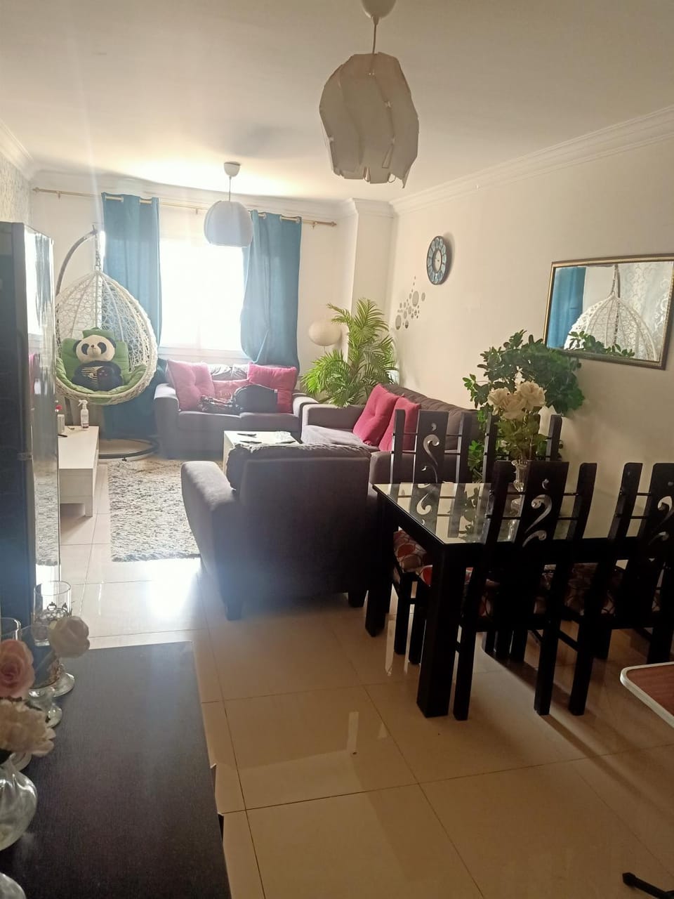 Seating area, Dining area