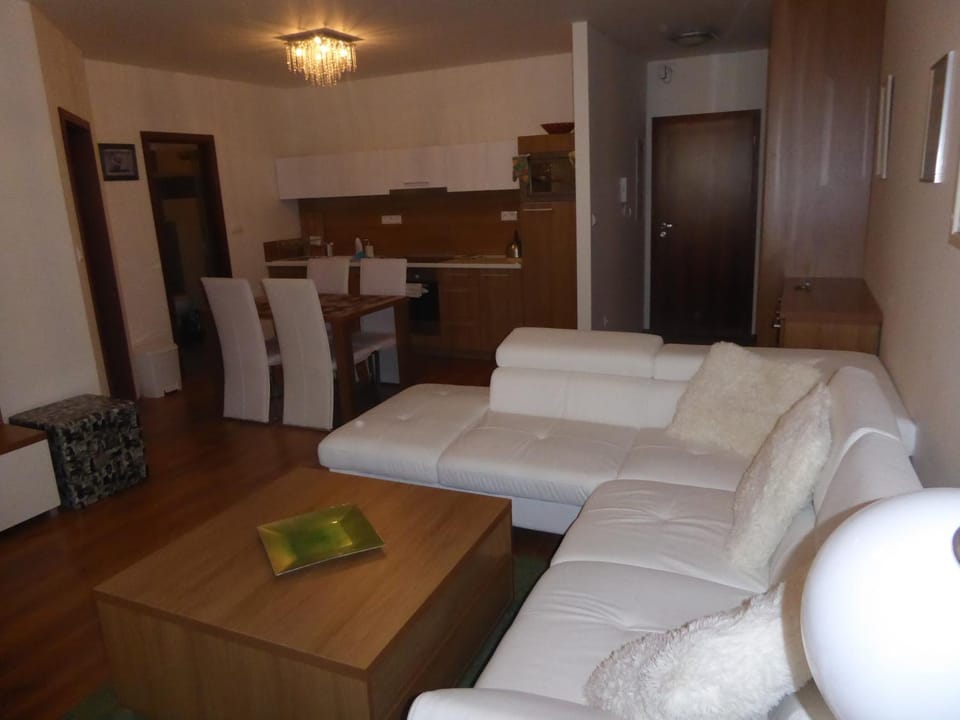 Living room, Lounge or bar, Seating area