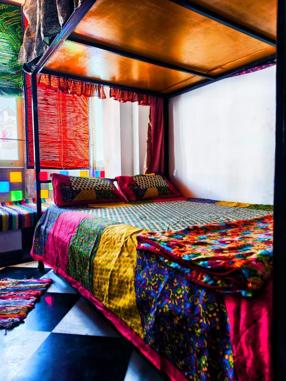 Lakshmi Darshan Gokhada , Home Stay, Dormitory and complete family Sojourn Vacation rental in Udaipur