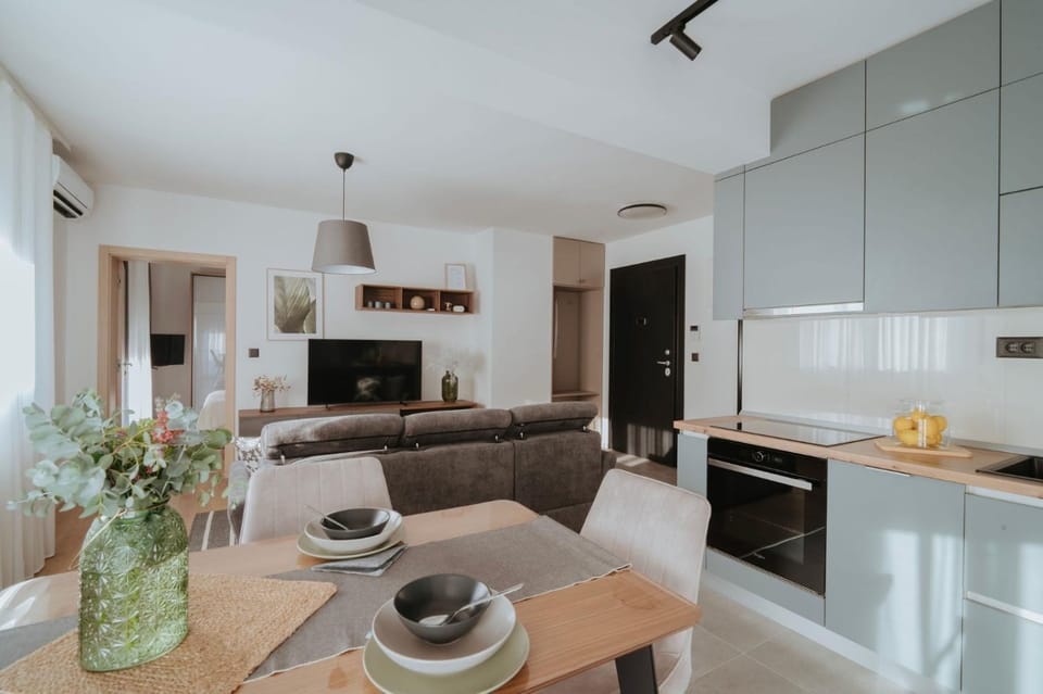 Kitchen or kitchenette, stove