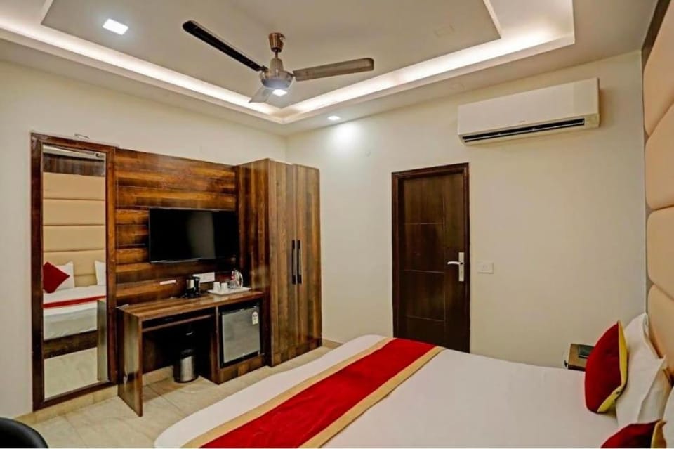 AS SUITE terminal2 Hotel in Mumbai