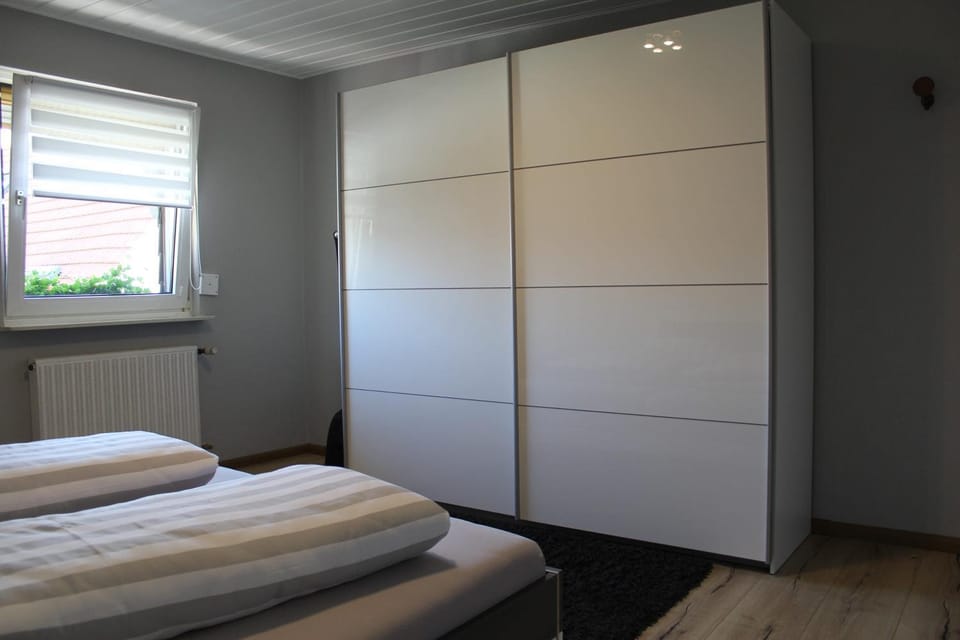 Bedroom, wardrobe
