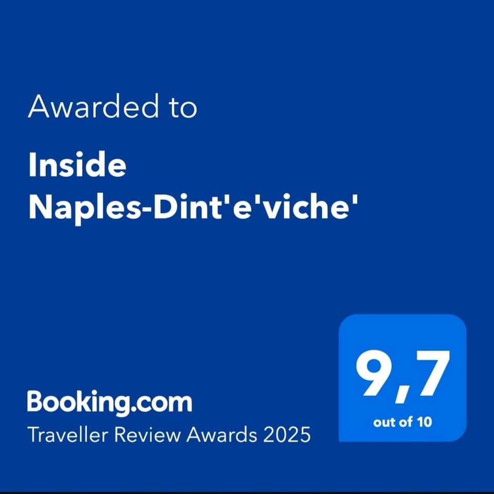 Inside Naples-Dint'e'viche' Apartment in Naples