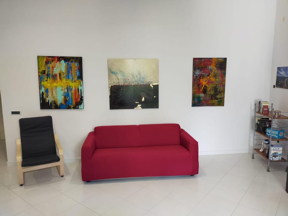 Seating area