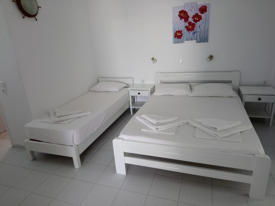 Nicolas Antiparos Hotel in Decentralized Administration of the Aegean