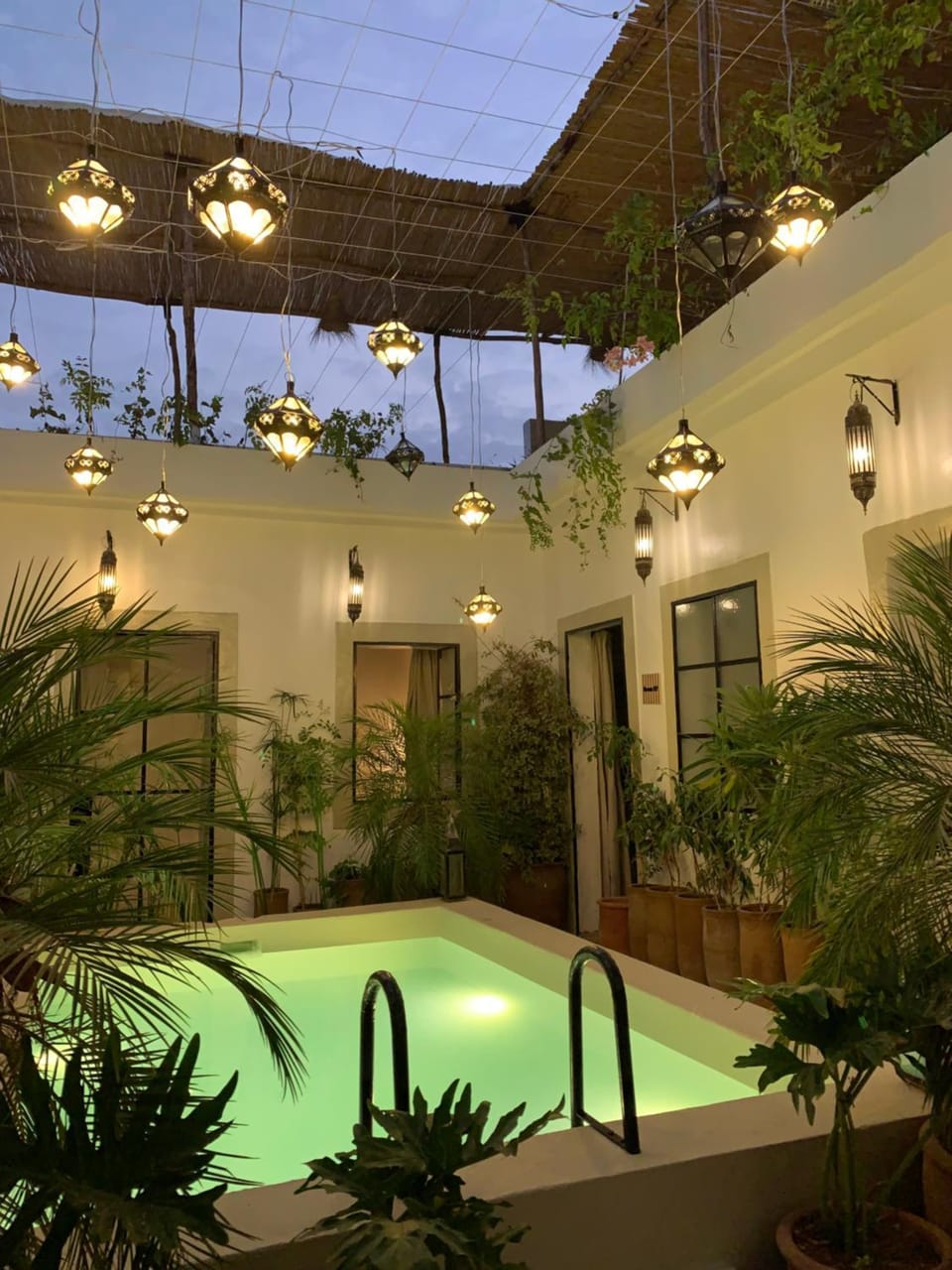 Night, Pool view