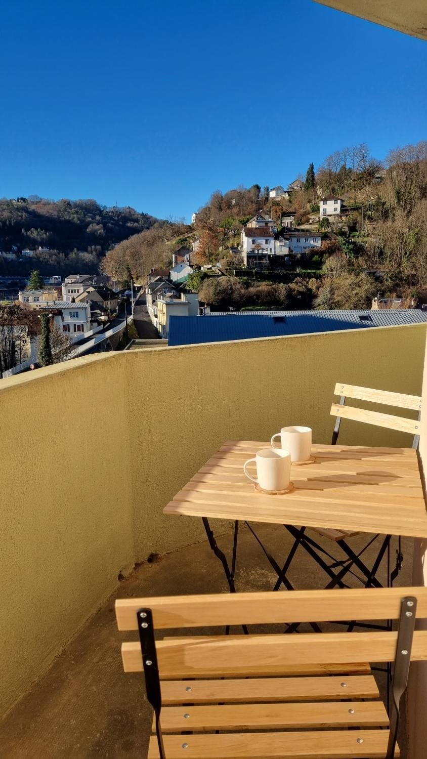 Patio, Natural landscape, View (from property/room), Balcony/Terrace, Balcony/Terrace, City view