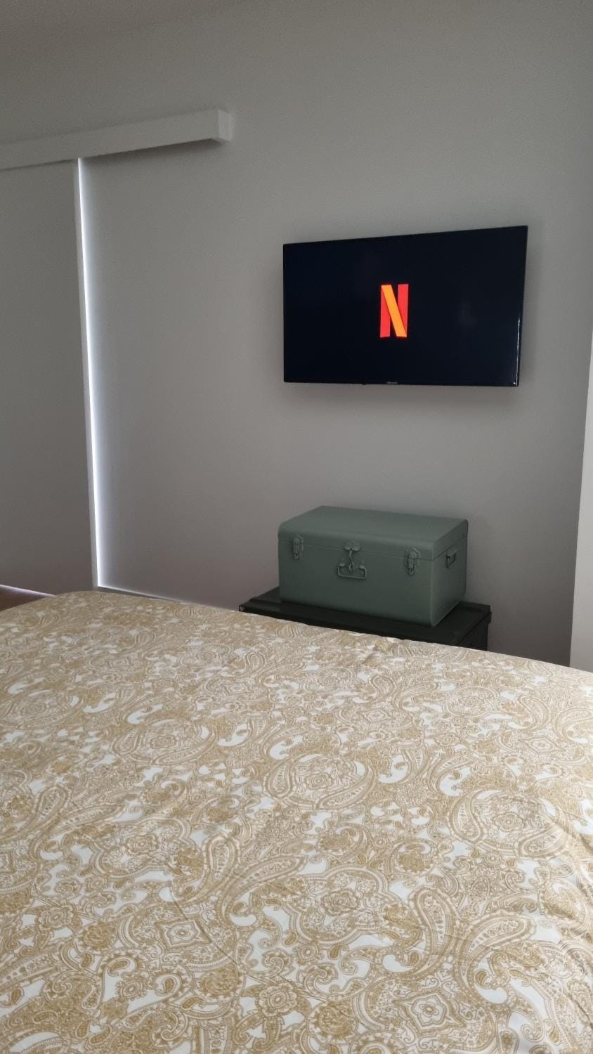 TV and multimedia, locker