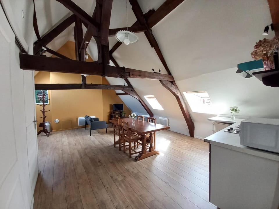 Living room, Seating area, Dining area